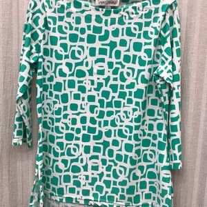 Sara Campbell, size large, long sleeve pullover top, green and white